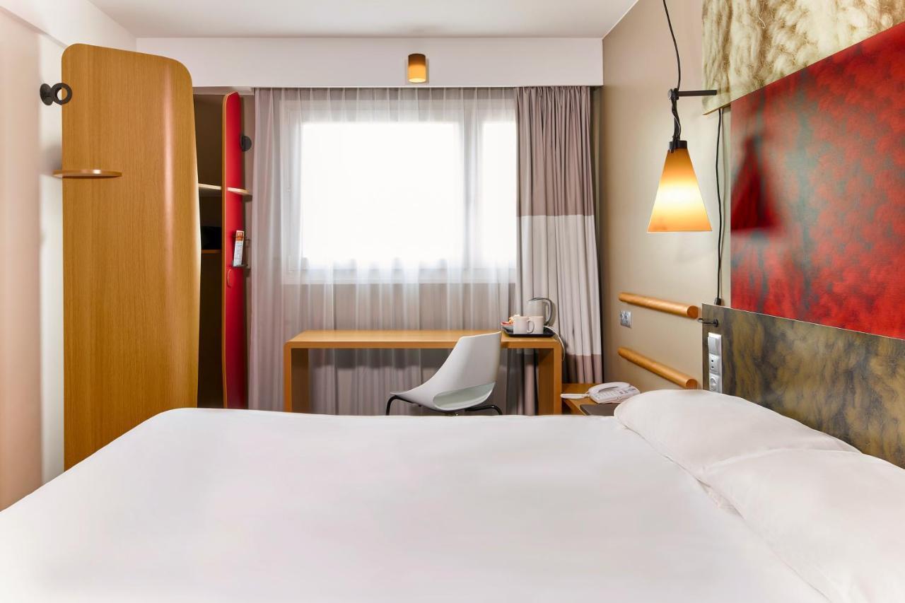 Hotel Ibis Bordeaux Centre - Gare Saint-Jean Exterior foto